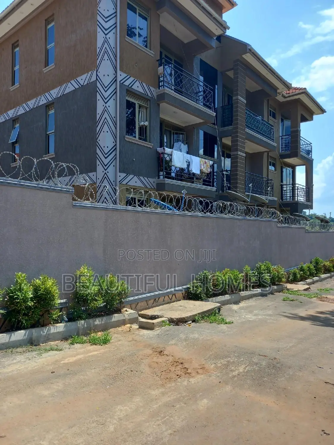 Furnished 2bdrm Apartment in Kyaliwajjara, Central Division for sale in Central Division
