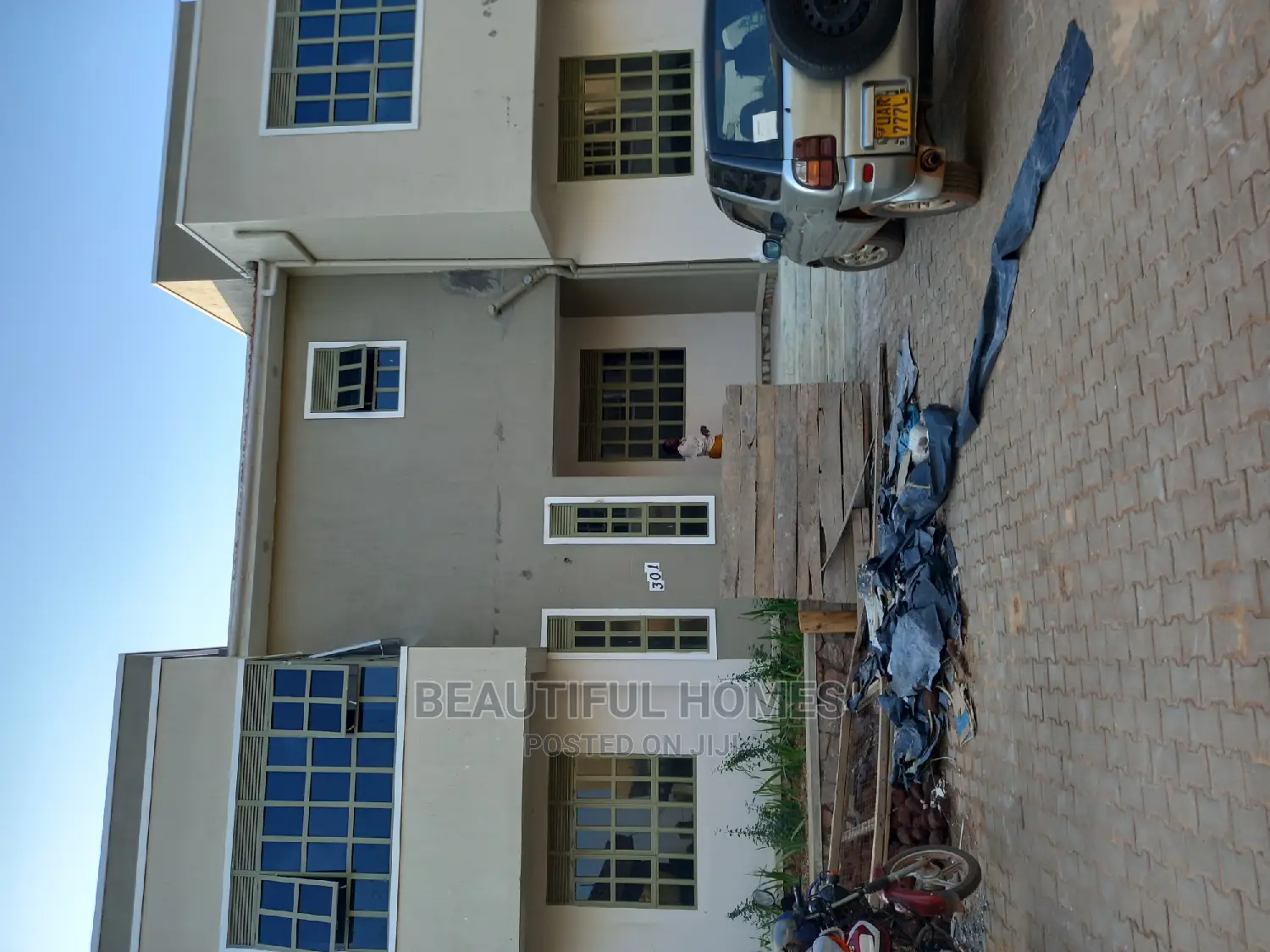 Furnished 5bdrm Duplex in Kira for sale in Kira