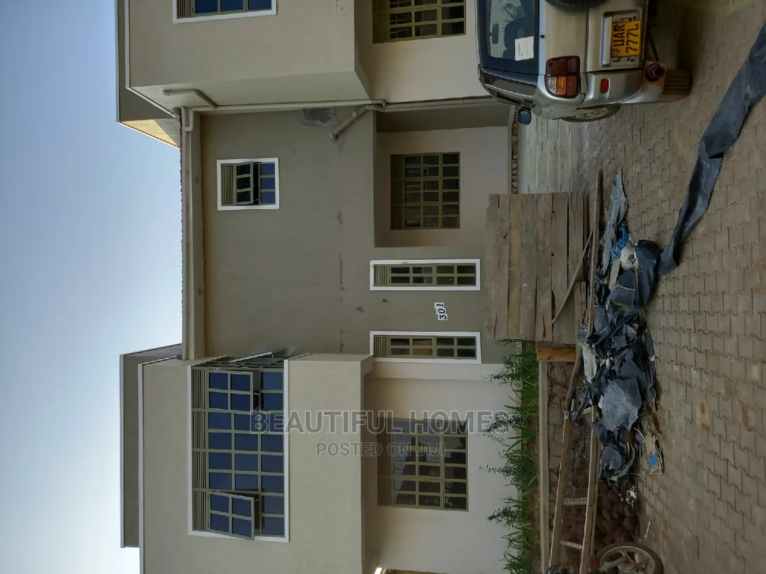 Furnished 5bdrm Duplex in Kira for sale in Kira