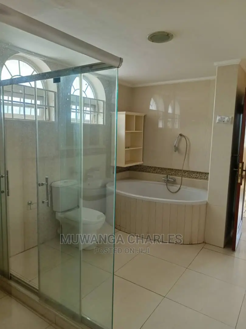 7bdrm Duplex in Fs Properties Ltd, Central Division for sale in Central Division