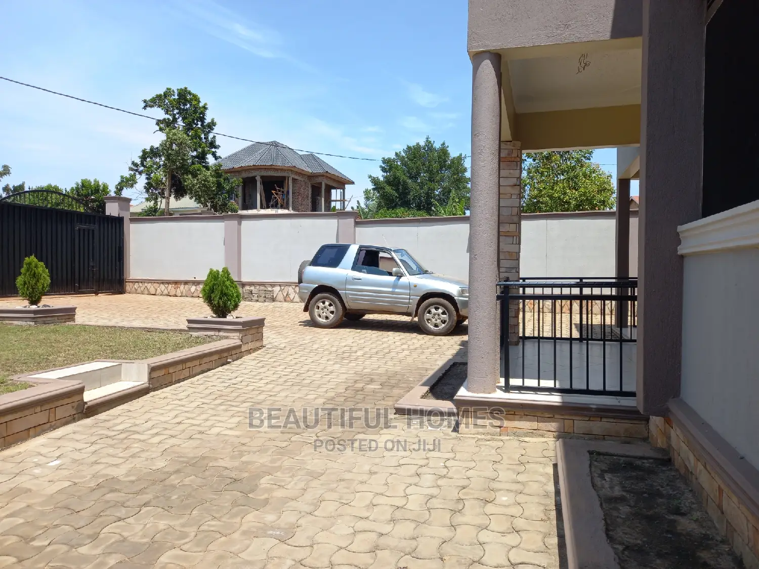 Furnished 4bdrm House in Kira for sale in Kira