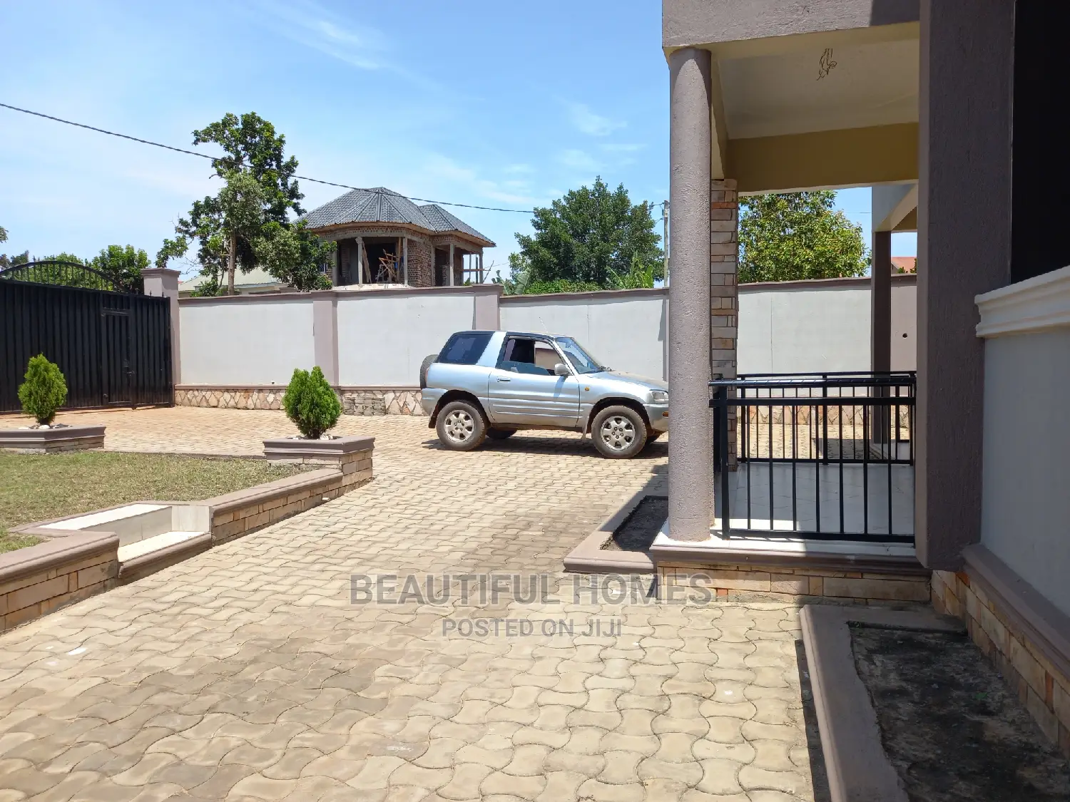 Furnished 4bdrm House in Kira for sale in Kira