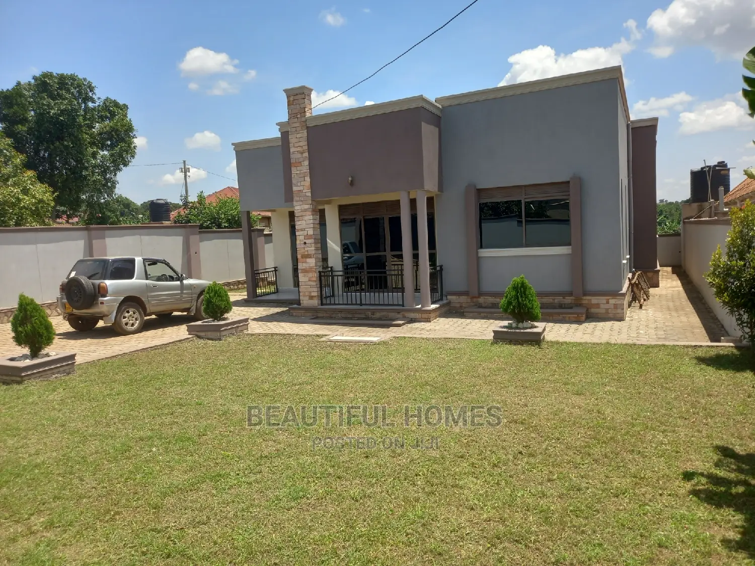 Furnished 4bdrm Bungalow in Kira for sale in Kira