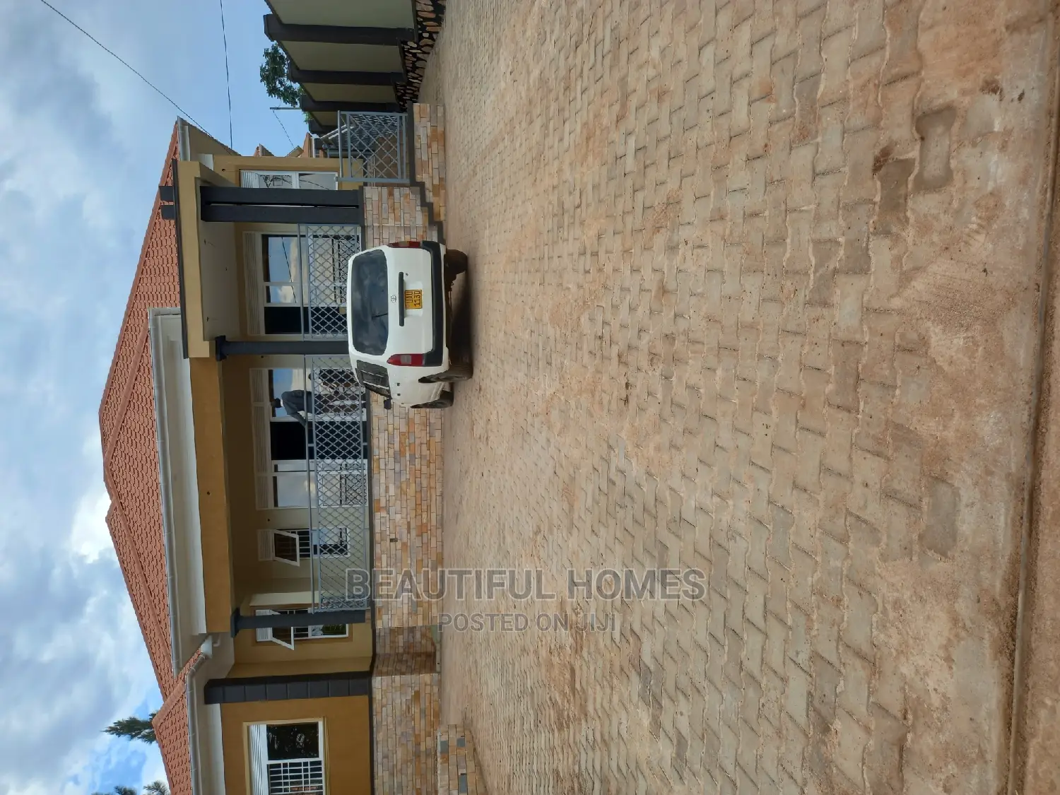 Furnished 4bdrm Maisonette in Kira for sale in Kira