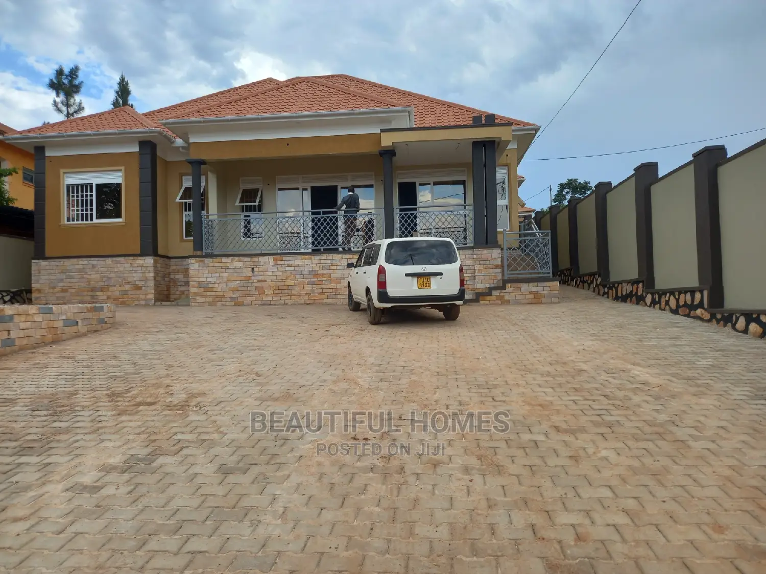 Furnished 4bdrm Maisonette in Kira for sale in Kira