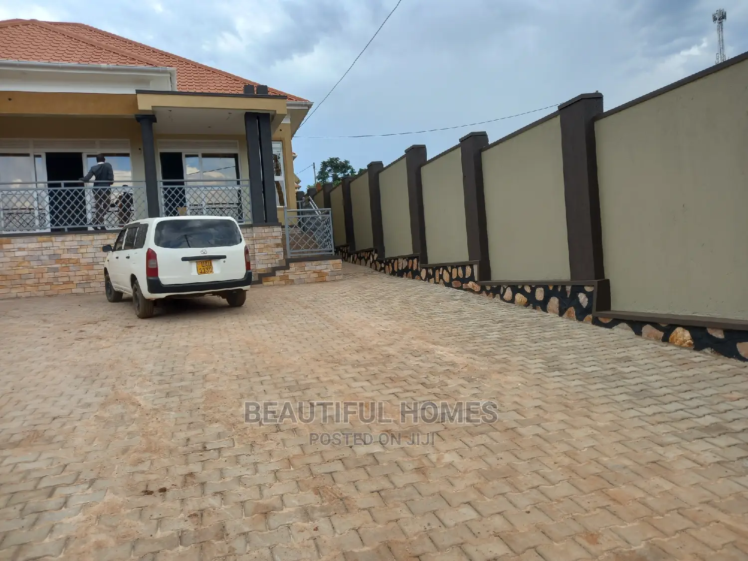 Furnished 4bdrm Maisonette in Kira for sale in Kira