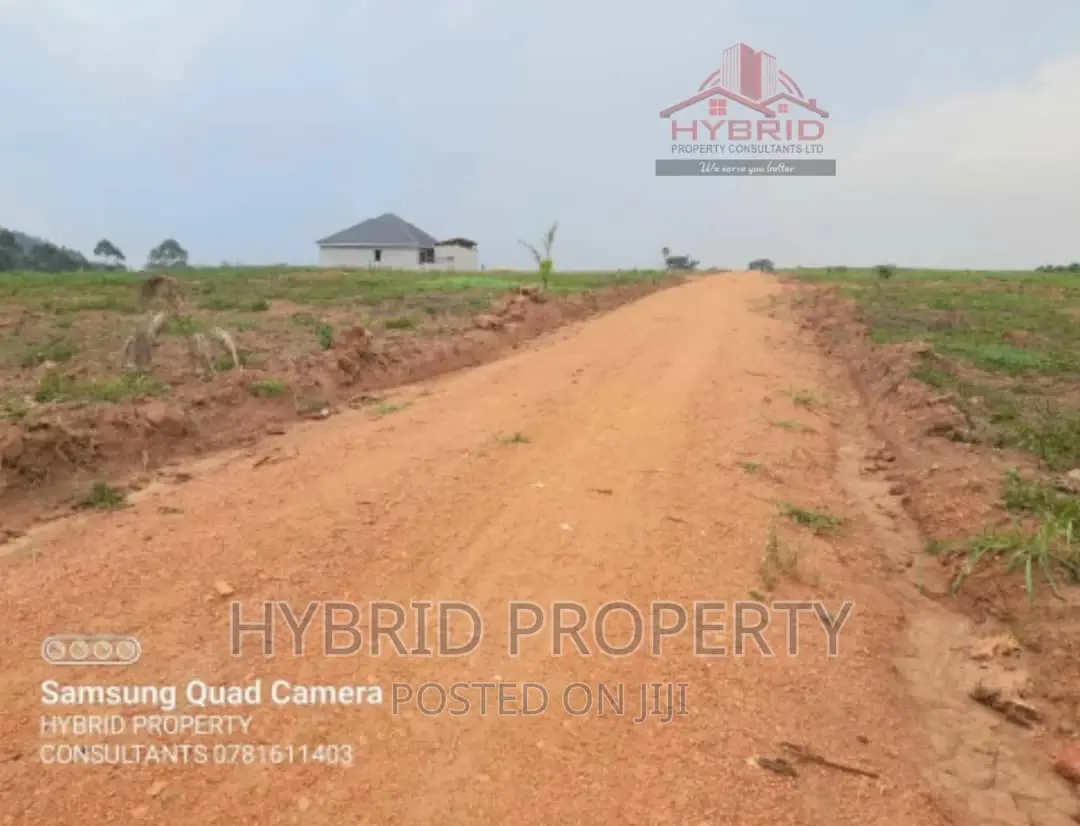 Plots for Sale at Kakiri~Kikandwa Highway Executive Estate. in Kakiri