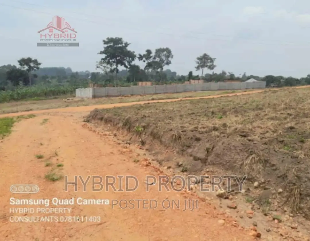 Plots for Sale at Kakiri~Kikandwa Highway Executive Estate. in Kakiri