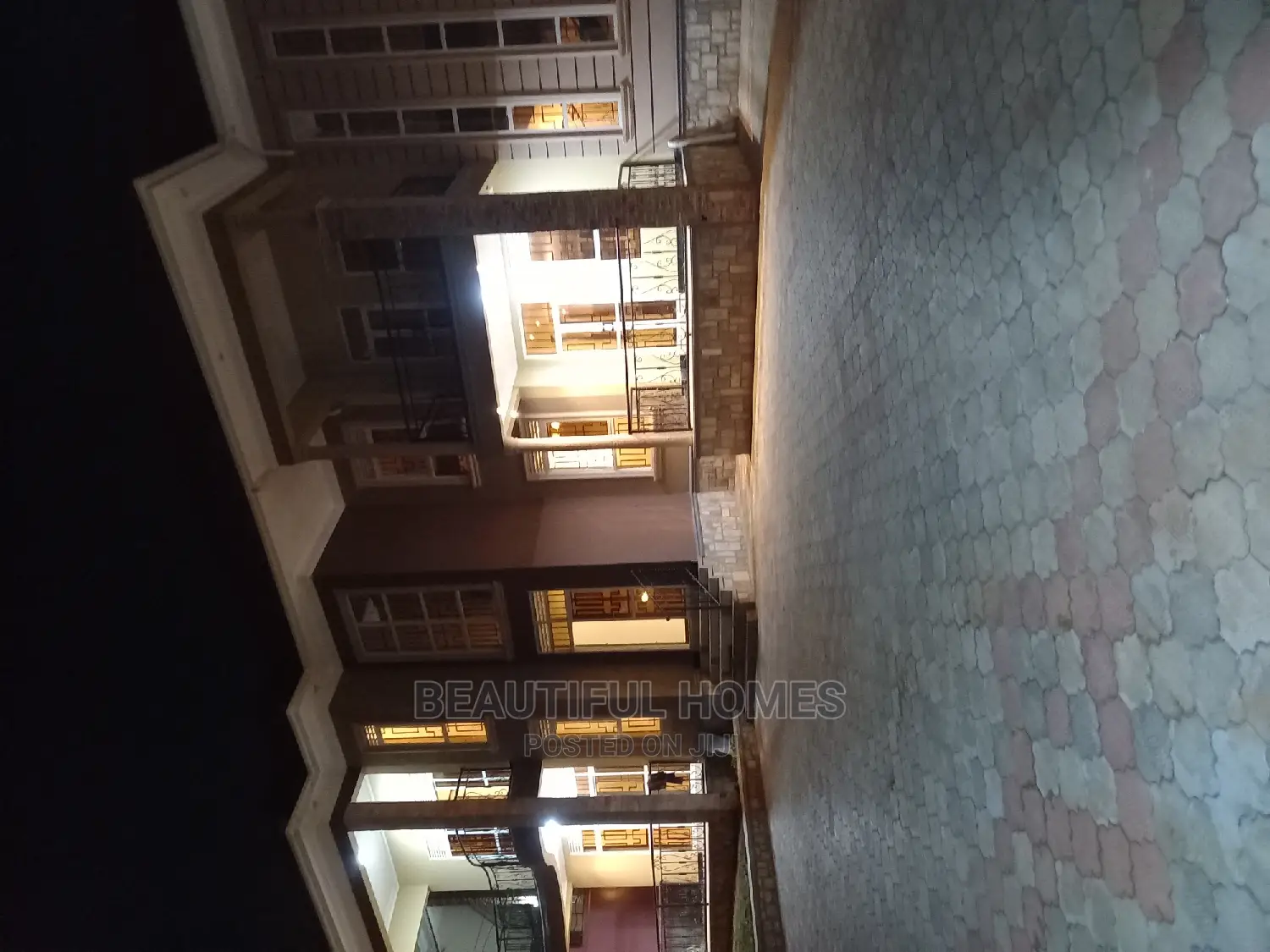 Furnished 7bdrm House in Kira for sale in Kira