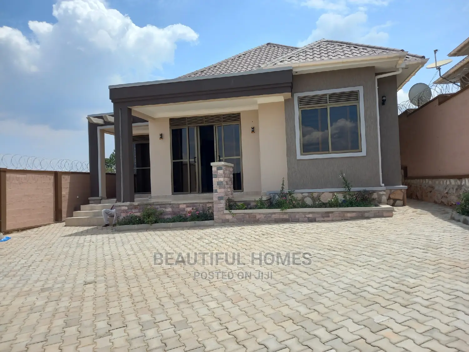 Furnished 3bdrm Bungalow in Nakwero, Kira for sale in Kira