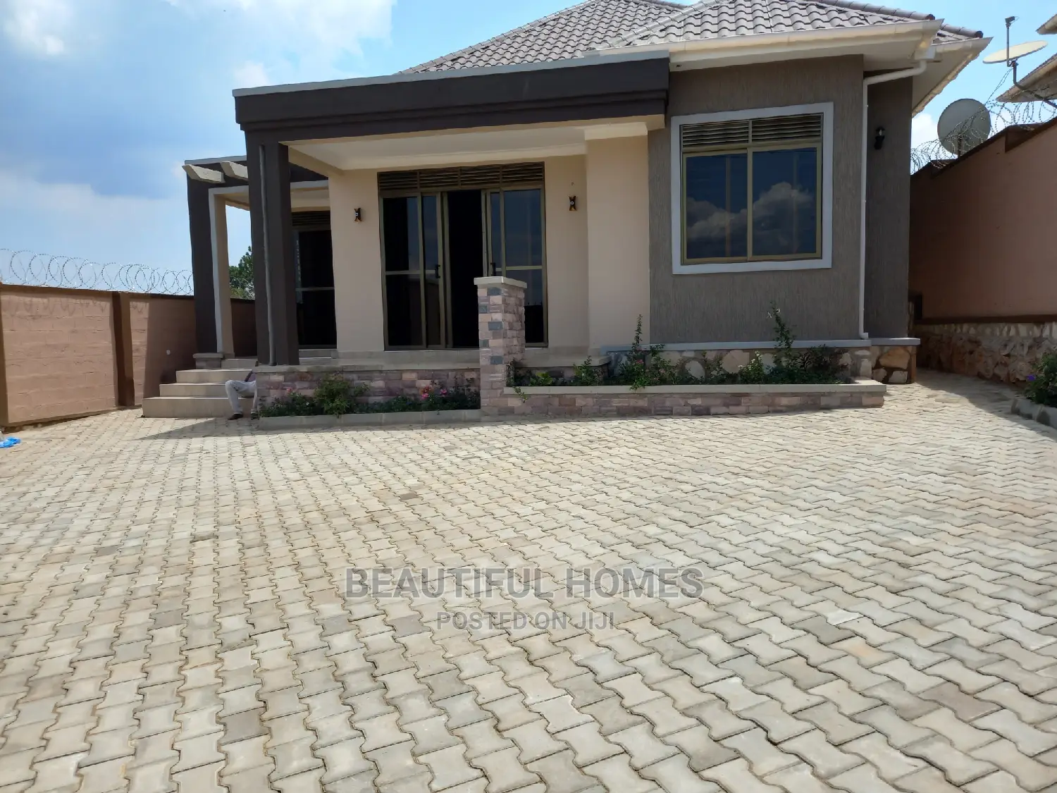 Furnished 3bdrm House in Nakwero, Kira for sale in Kira