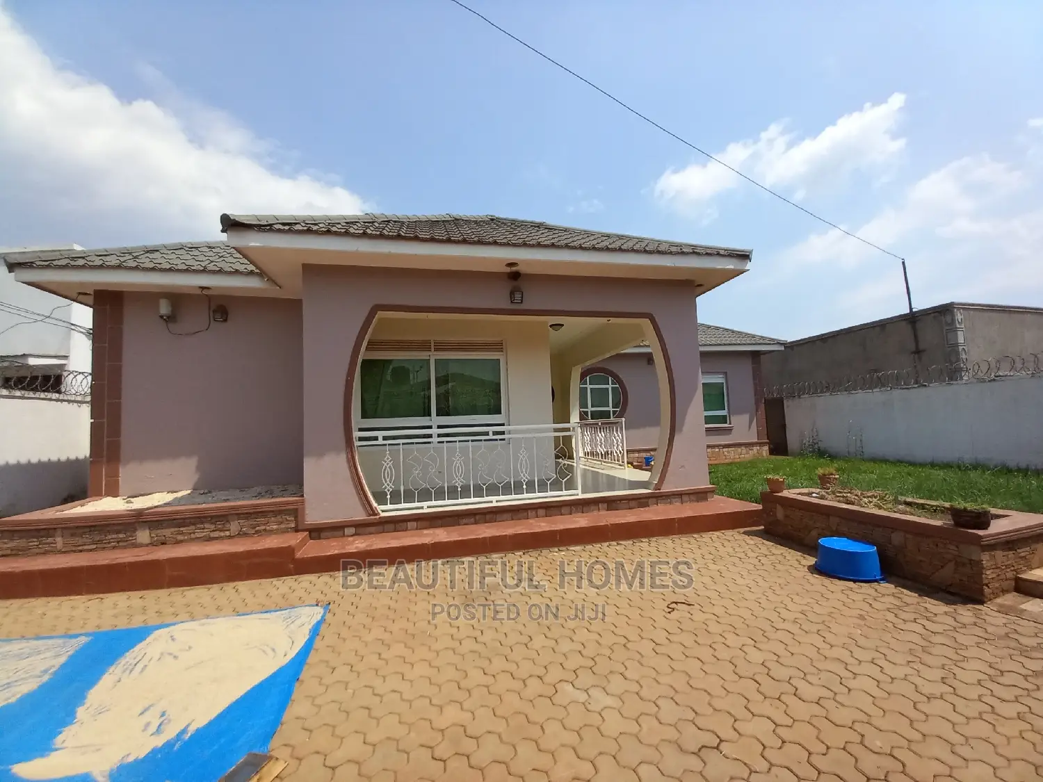Furnished 4bdrm House in Kira for sale in Kira