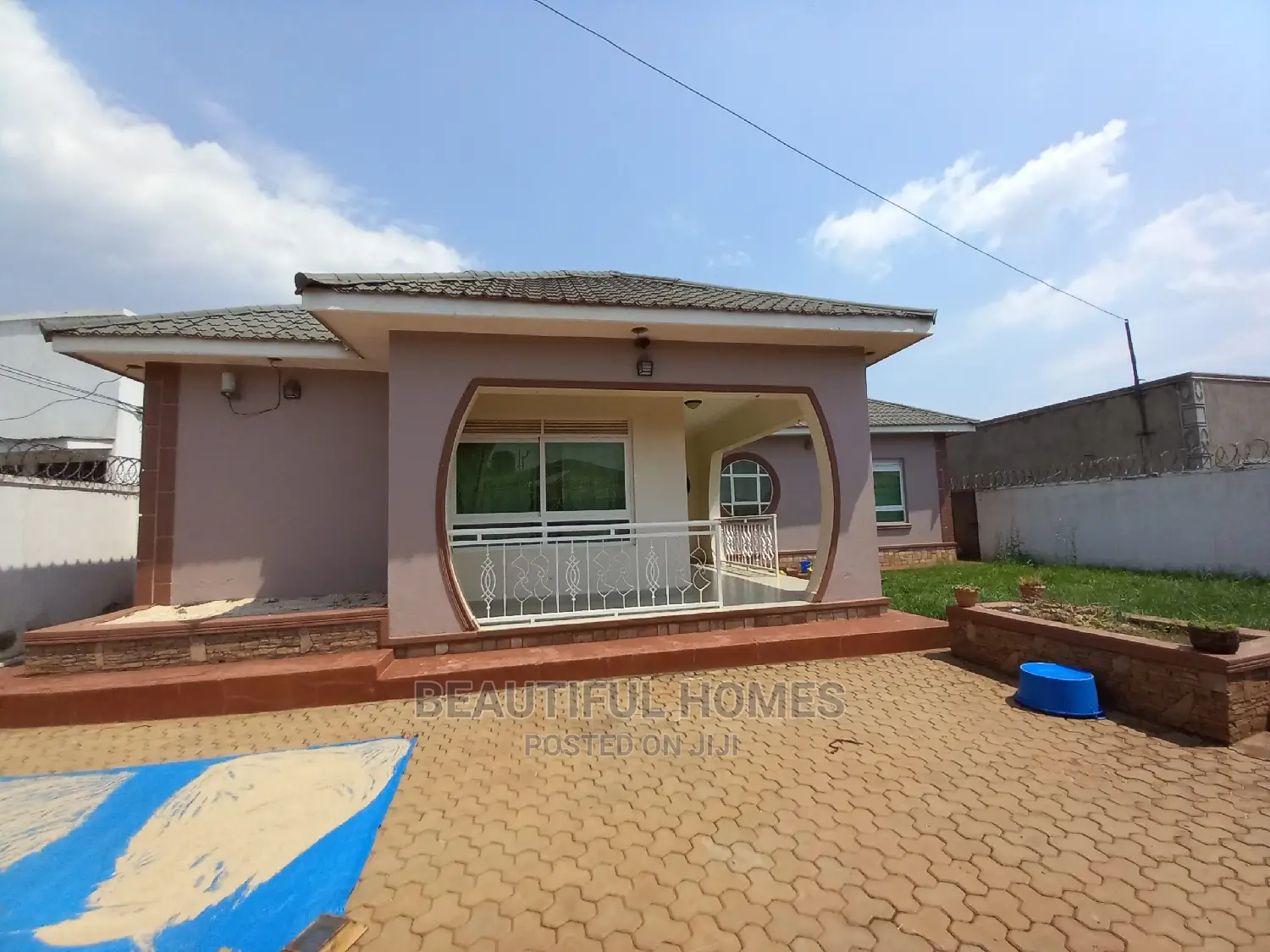 Furnished 4bdrm House in Kira for sale in Kira