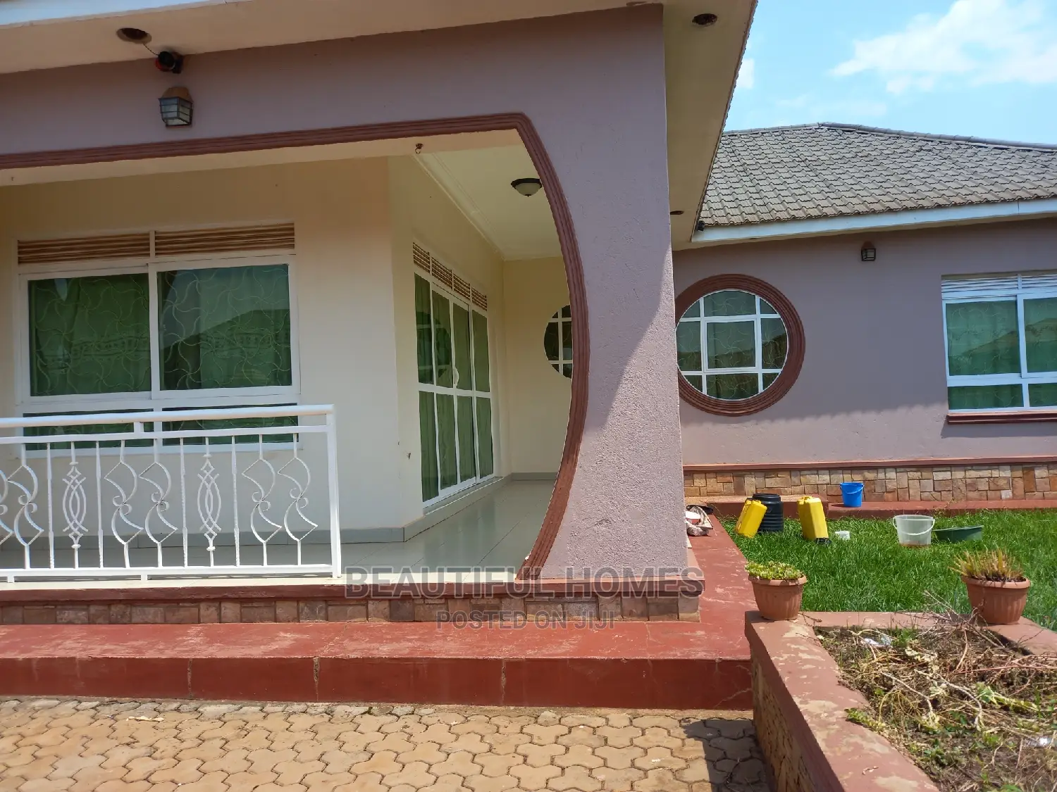 Furnished 4bdrm House in Kira for sale in Kira