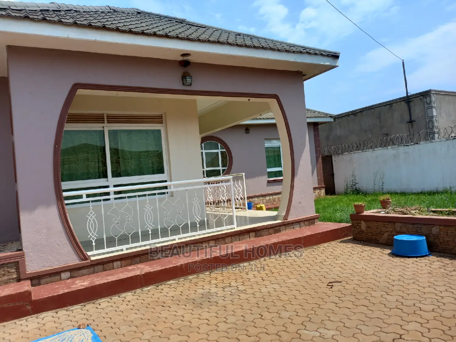 Furnished 4bdrm House in Kira for sale in Kira