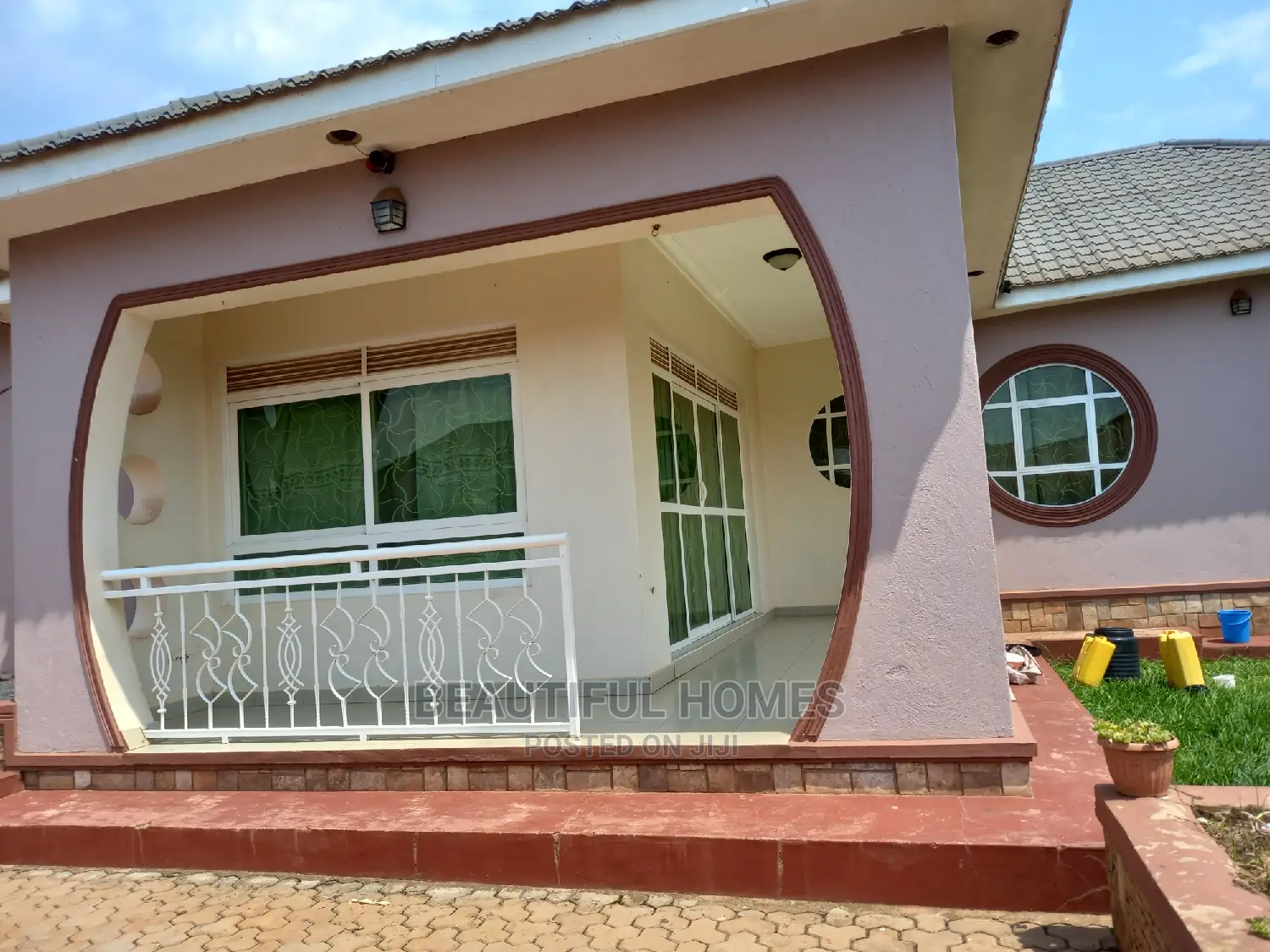 Furnished 4bdrm House in Kira for sale in Kira