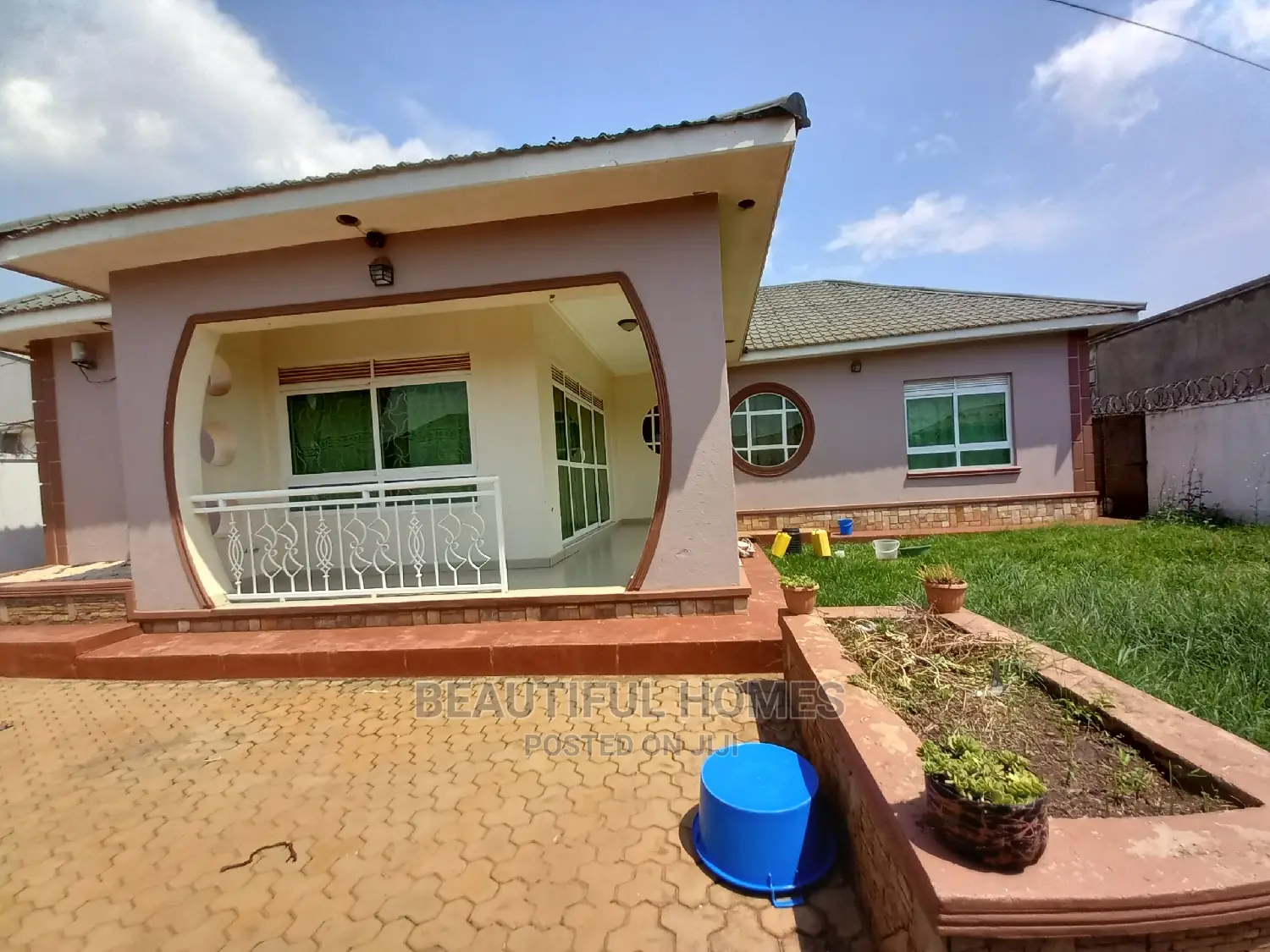 Furnished 4bdrm House in Kira for sale in Kira
