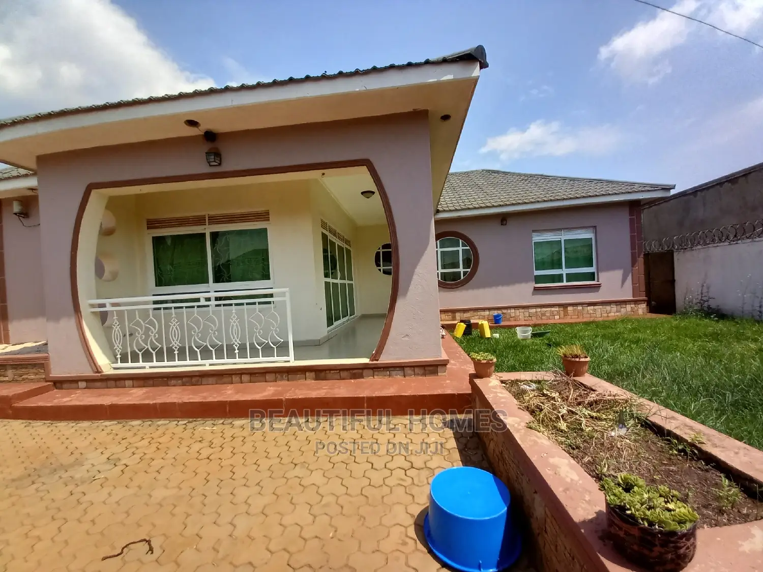 Furnished 4bdrm House in Kira for sale in Kira