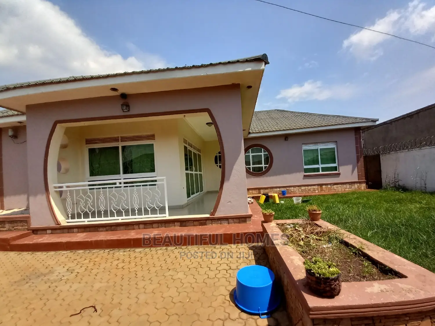 Furnished 4bdrm House in Kira for sale in Kira