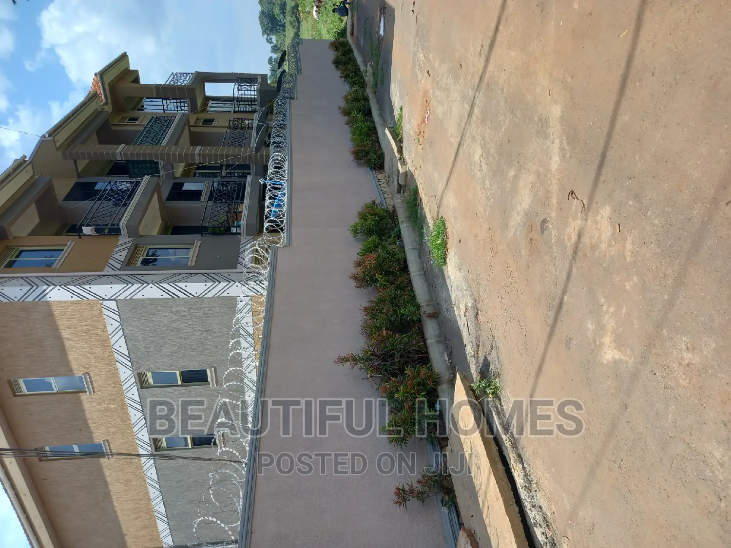 Furnished 2bdrm Block of Flats in Kyaliwajjara, Central Division in Central Division
