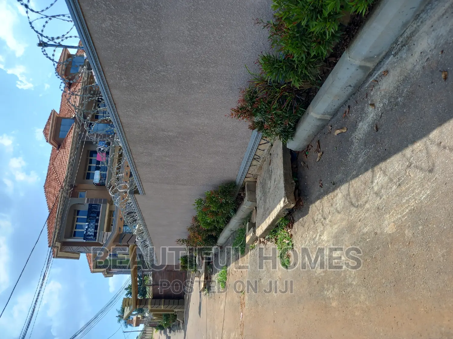 Furnished 2bdrm Apartment in Kyaliwajjara, Central Division for sale in Central Division
