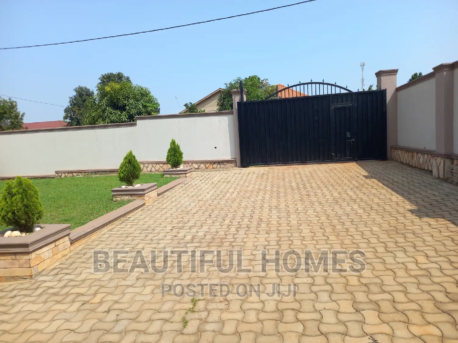 Furnished 4bdrm House in Kira for sale in Kira