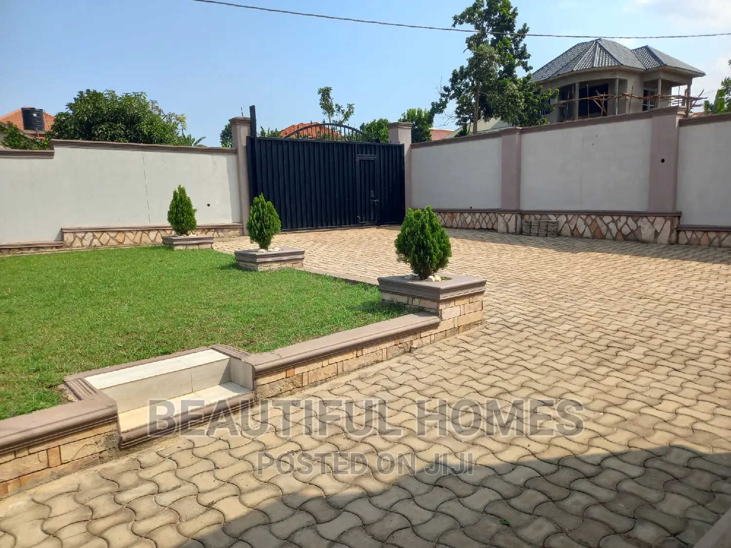 Furnished 4bdrm House in Kira for sale in Kira