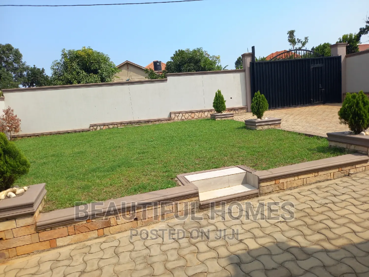 Furnished 4bdrm House in Kira for sale in Kira
