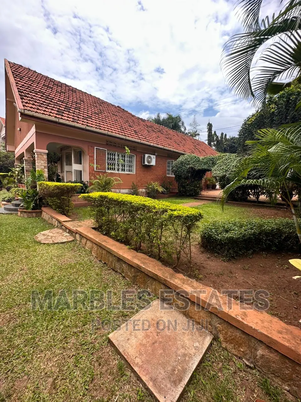 4bdrm Bungalow in Naguru, Central Division for rent in Central Division