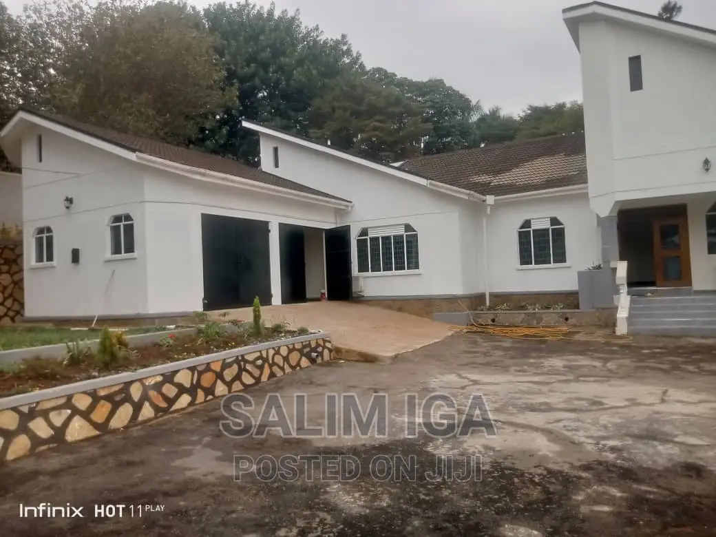 4bdrm Bungalow in Kololo Property, Central Division for rent in Central Division