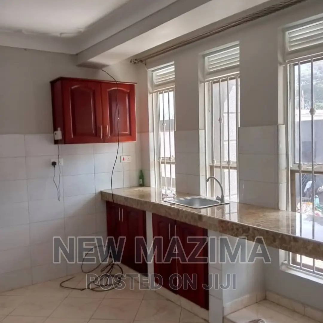 6bdrm Block of Flats in Makindye Kizungu, Central Division for sale in Central Division