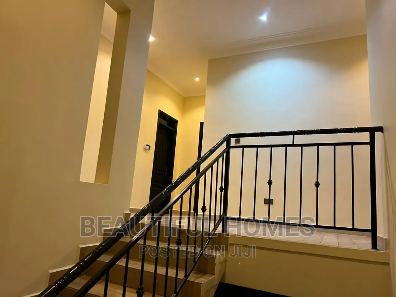 Furnished 6bdrm Mansion in Kiwatule Recreation, Nakawa for sale in Nakawa