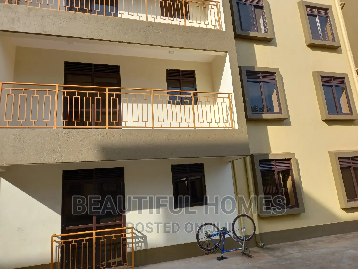 Furnished 3bdrm Condo in Kisaasi, Nakawa for sale in Nakawa