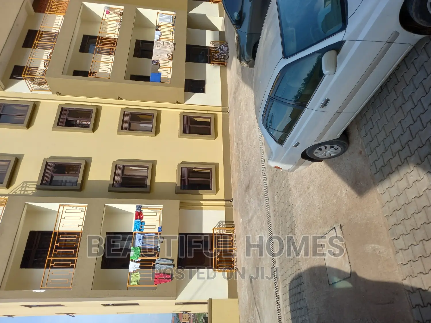Furnished 3bdrm Condo in Kisaasi, Nakawa for sale in Nakawa