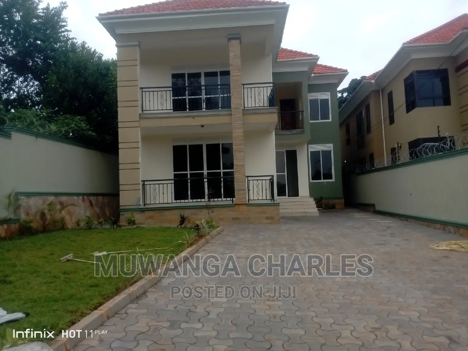 5bdrm Duplex in Fs Properties Ltd, Central Division for sale in Central Division