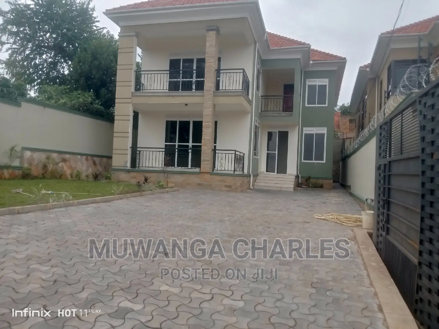 5bdrm Duplex in Fs Properties Ltd, Central Division for sale in Central Division