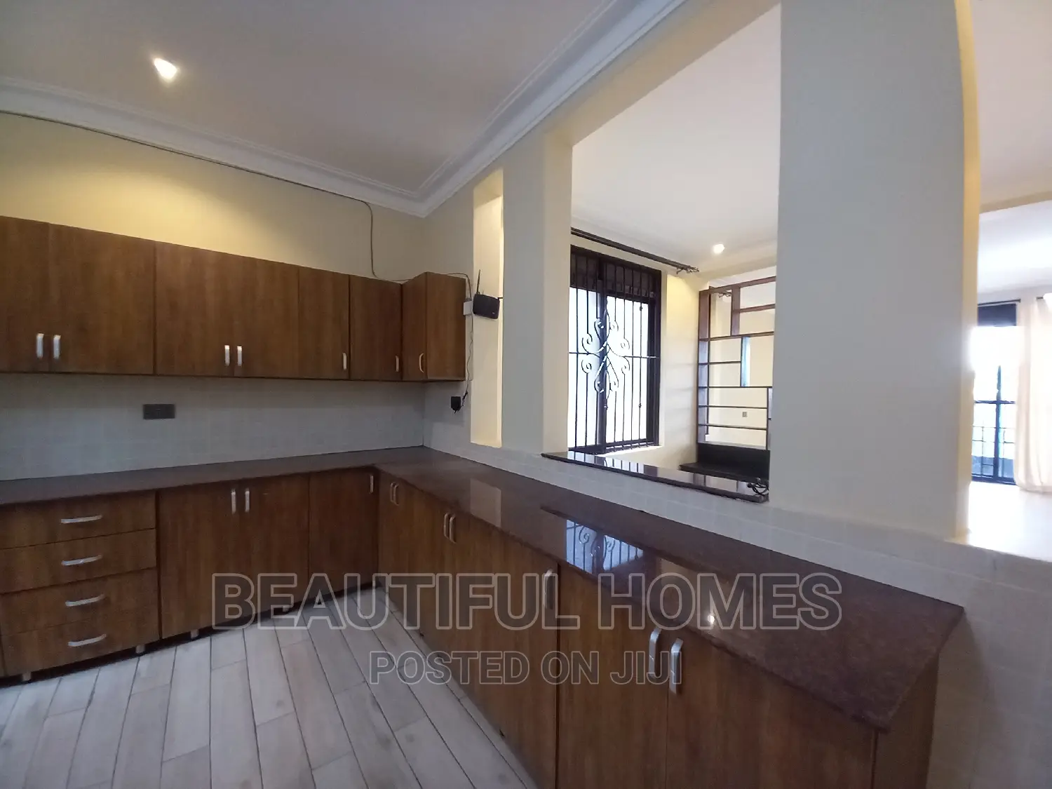 Furnished 6bdrm House in Kiwatule Posh, Nakawa for sale in Nakawa