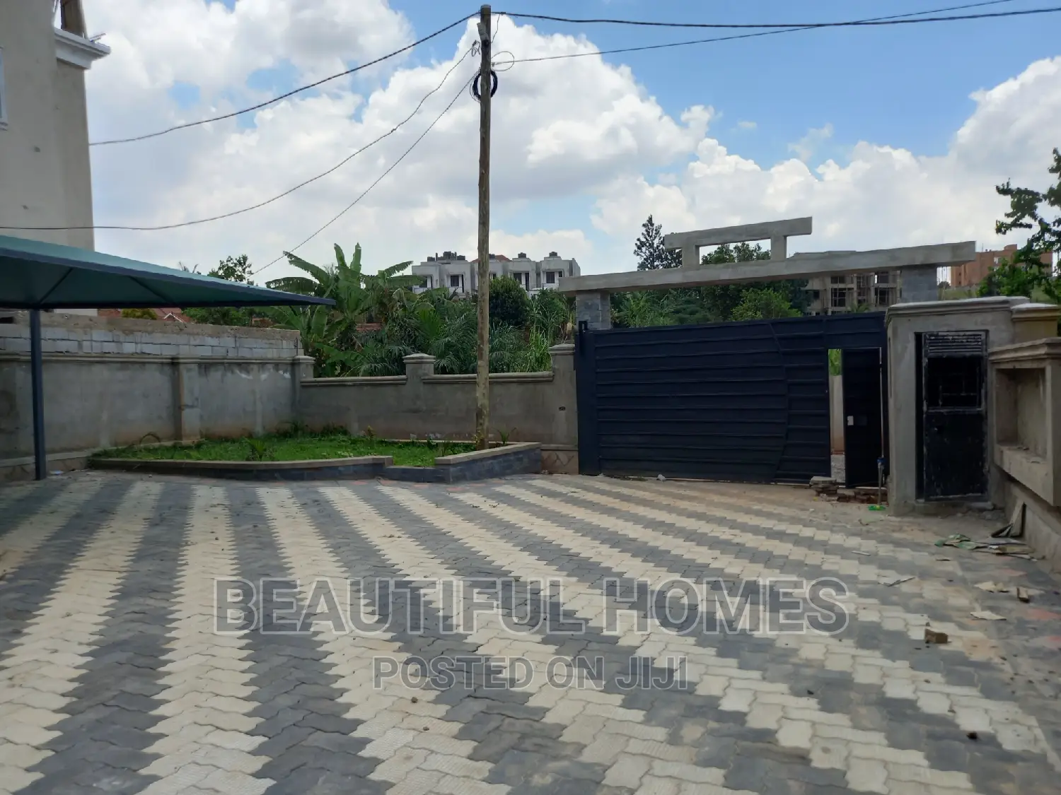 Furnished 5bdrm Mansion in Kyanja Corporate, Nakawa for sale in Nakawa