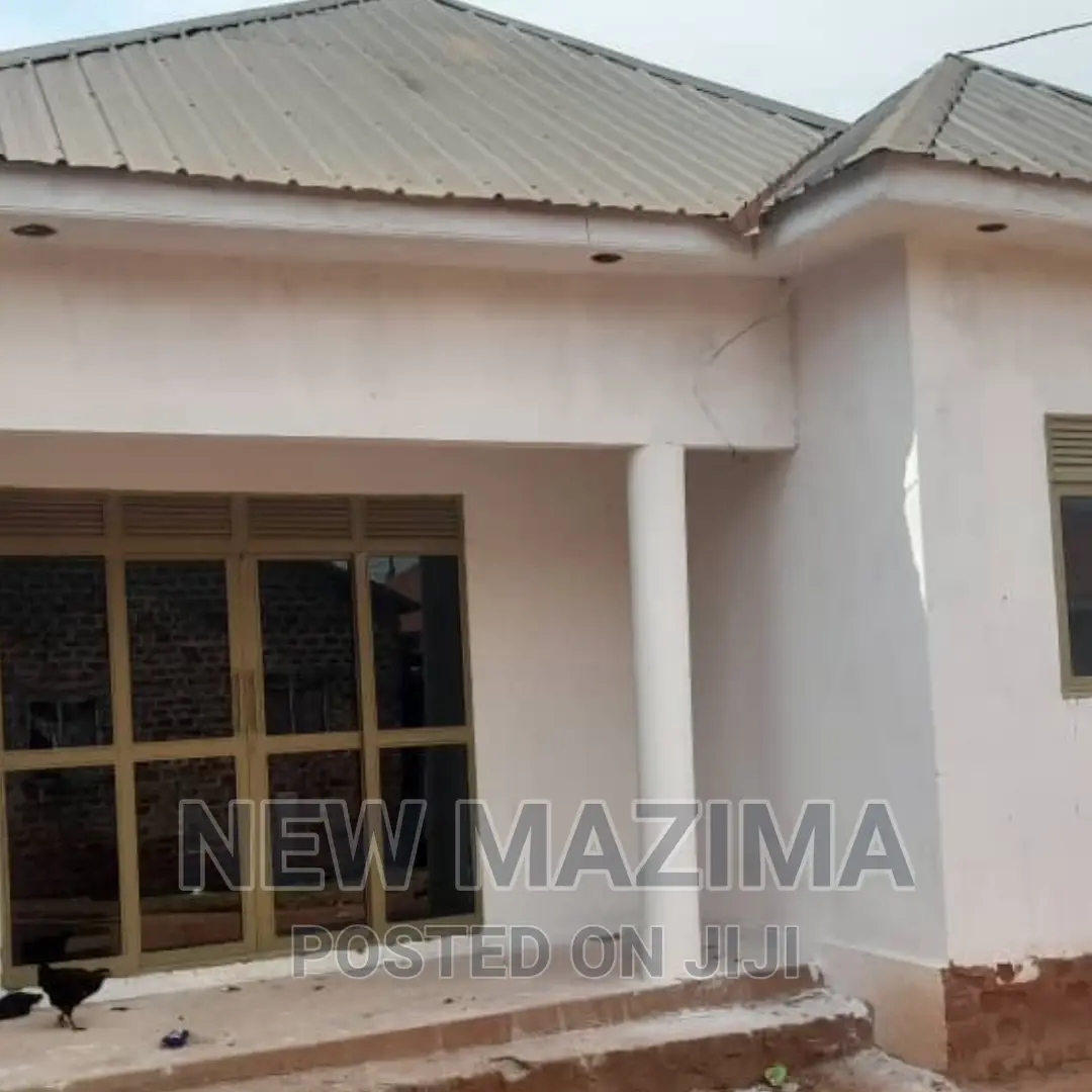 2bdrm House in Salaama Munyonyo, Central Division for sale in Central Division