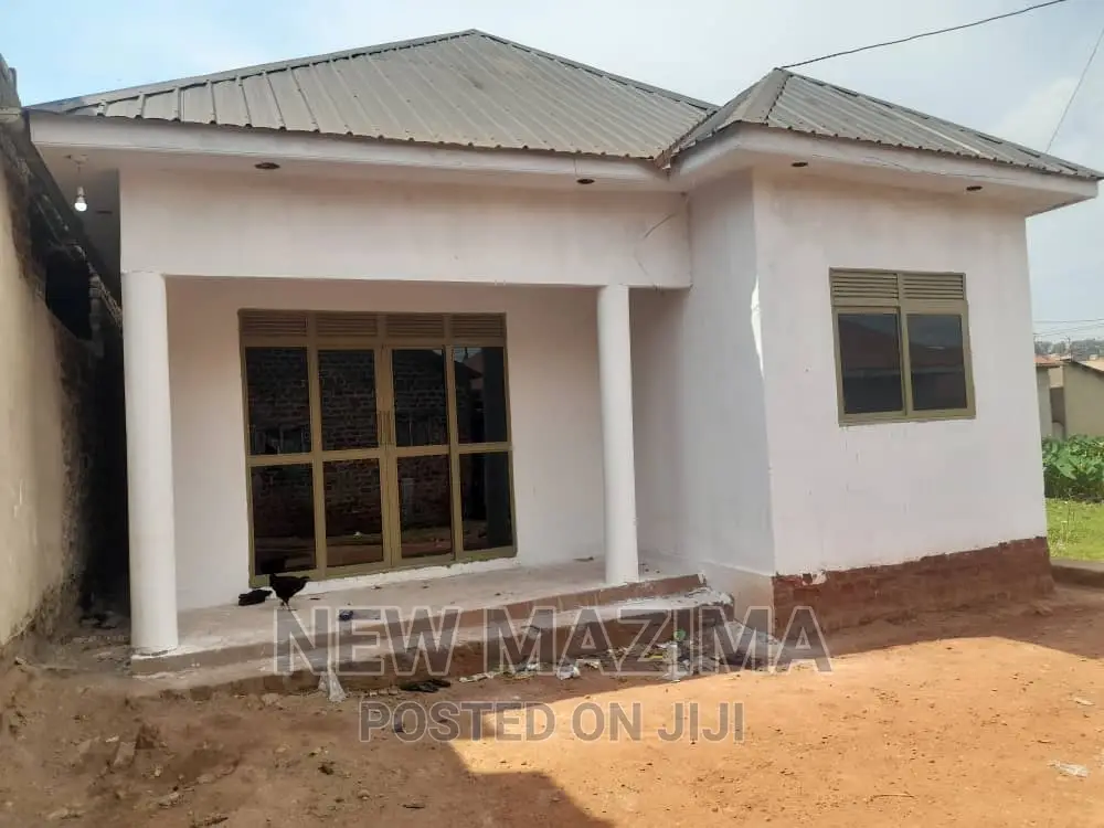 2bdrm House in Salaama Munyonyo, Central Division for sale in Central Division