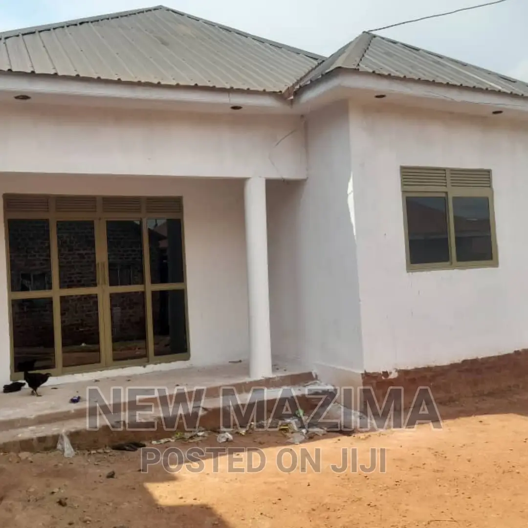 2bdrm House in Salaama Munyonyo, Central Division for sale in Central Division