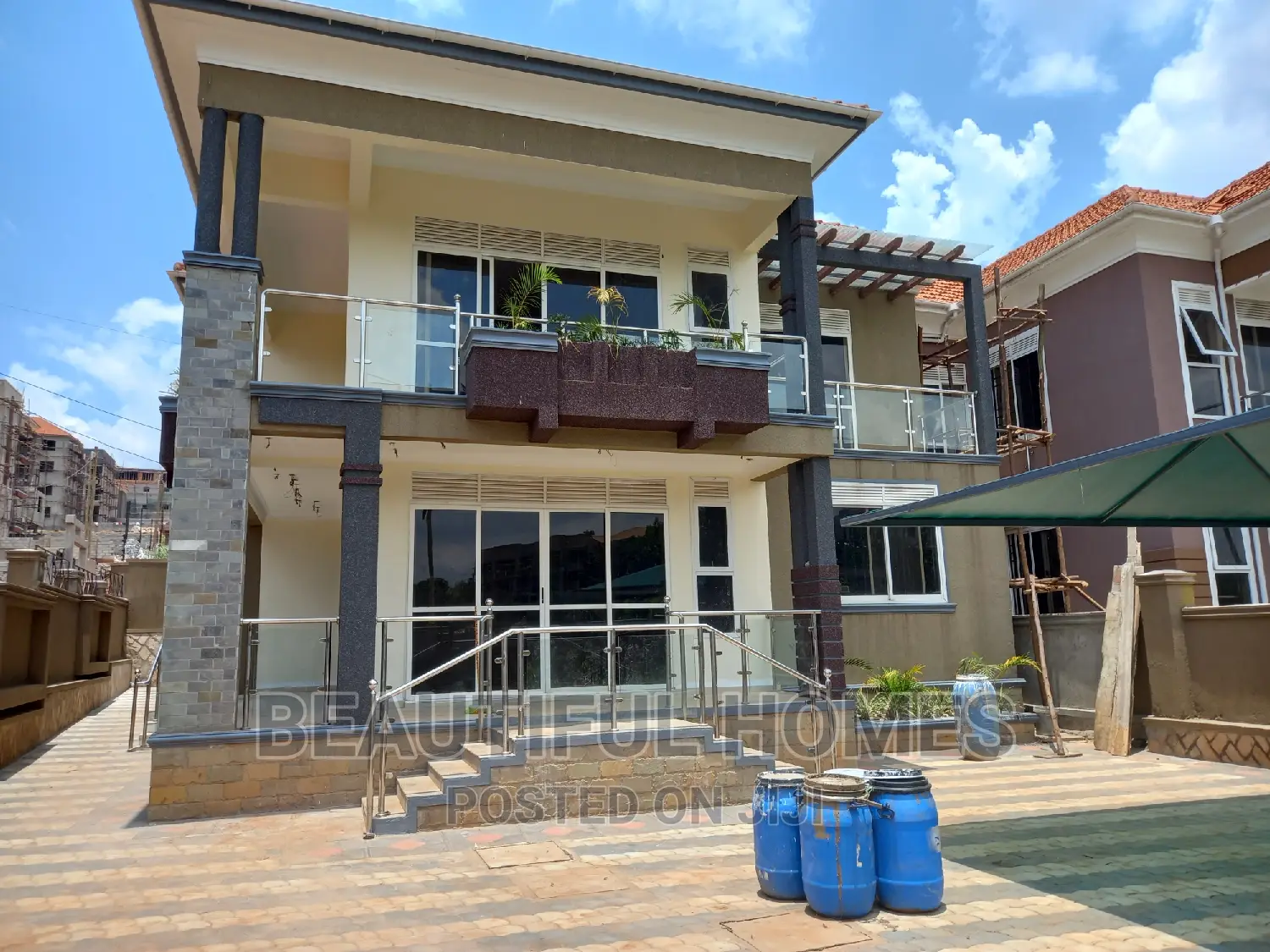 Furnished 6bdrm House in Kyanja, Nakawa for sale in Nakawa