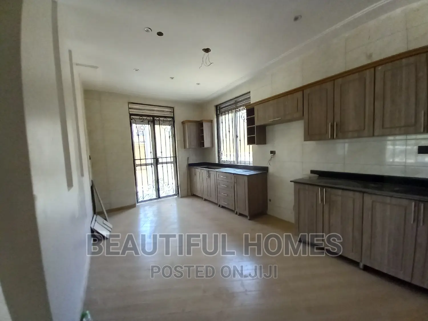Furnished 6bdrm Mansion in Kyanja Minister'S, Nakawa for sale in Nakawa