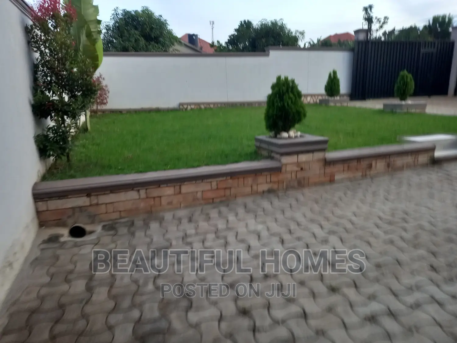 Furnished 4bdrm Bungalow in Kira for sale in Kira