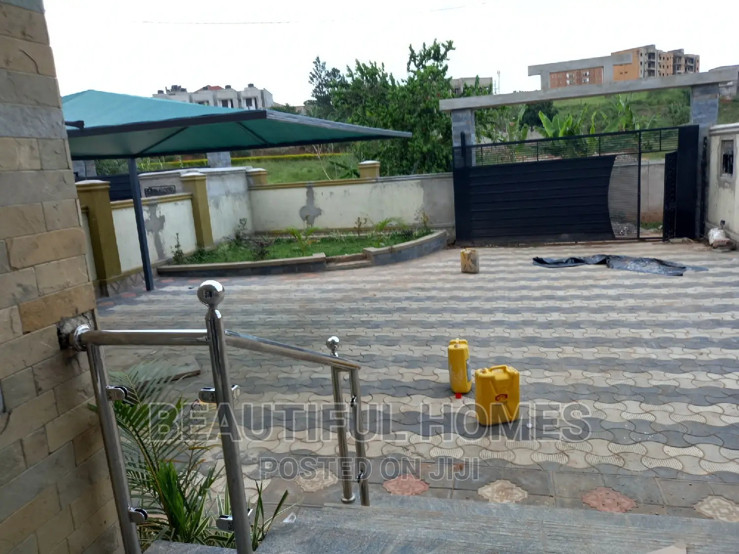 Furnished 6bdrm Mansion in Kyanja Rich, Nakawa for sale in Nakawa