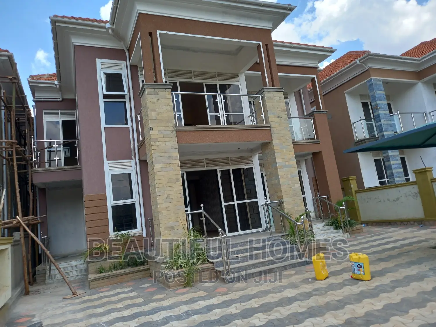Furnished 6bdrm Duplex in Kyanja Tarmack, Nakawa for sale in Nakawa