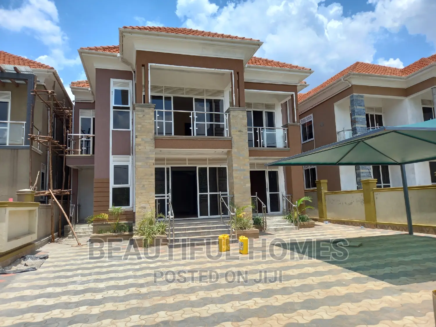 Furnished 6bdrm Maisonette in Kyanja Gated Estate, Nakawa for sale in Nakawa