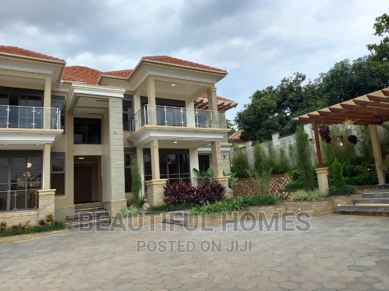 Furnished 6bdrm Mansion in Kyanja Hillview, Nakawa for sale in Nakawa