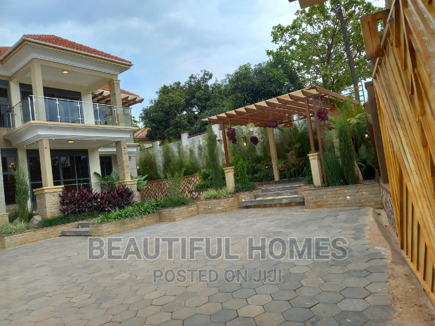 Furnished 6bdrm Mansion in Kyanja Hillview, Nakawa for sale in Nakawa