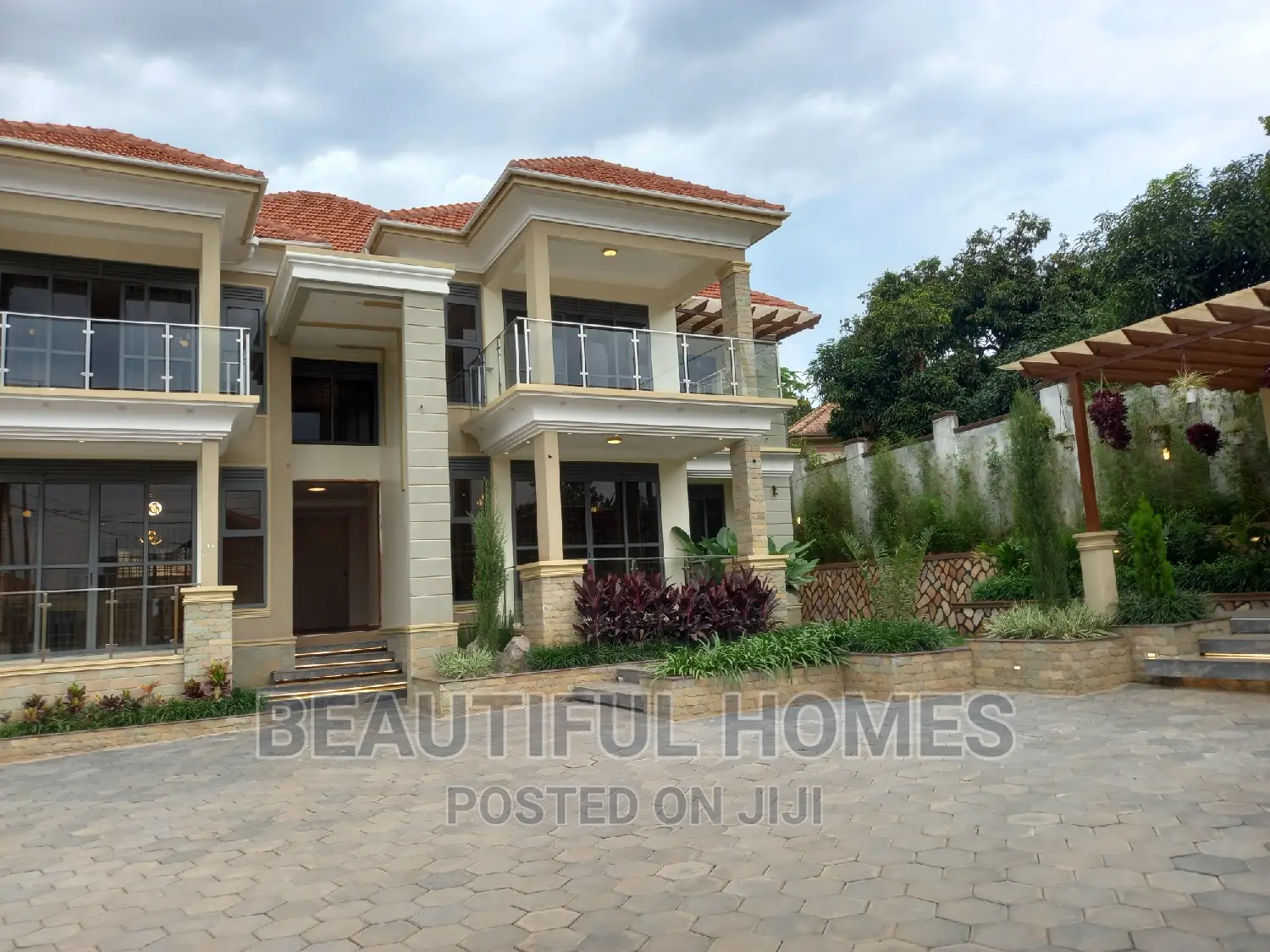 Furnished 6bdrm Mansion in Kyanja, Nakawa for sale in Nakawa